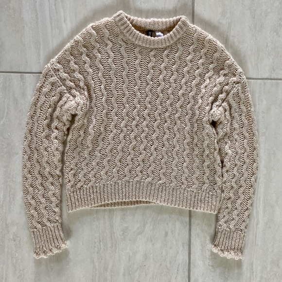 H&M Sweaters - Sweater